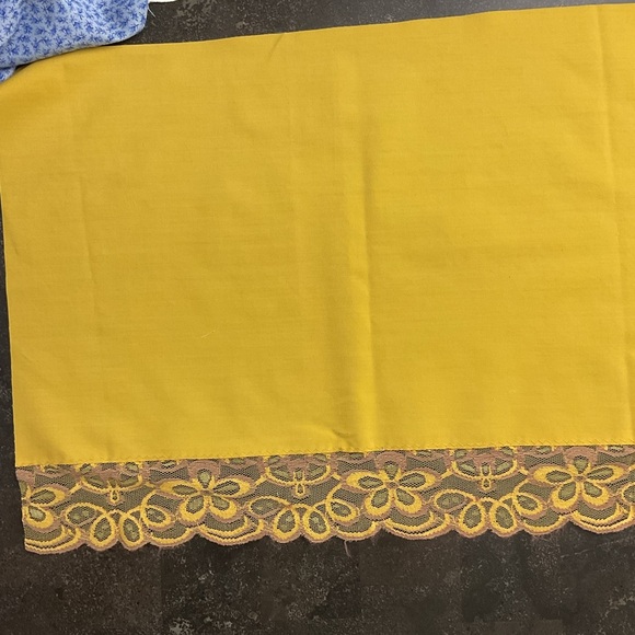 Vintage 4 piece coordinated fabric lot for sewing & crafting - Picture 6 of 11